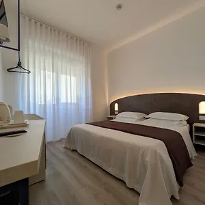 3* Hotell Piccolo